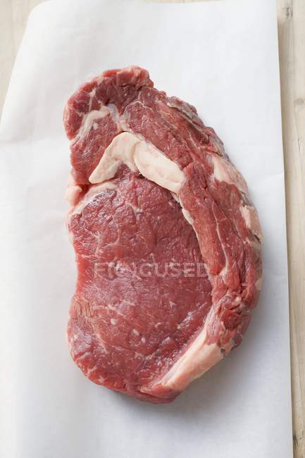Raw beef steak — Stock Photo