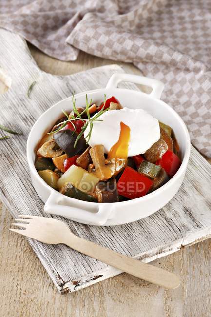 Vegetable stew with ceps — Stock Photo