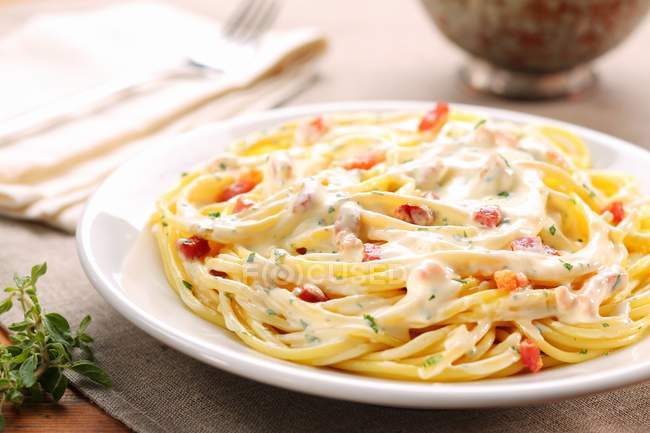 Macarrão de espaguete carbonara — Fotografia de Stock