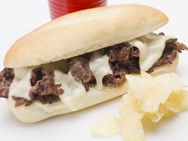 Geschreddertes Rindfleisch-Sandwich — Stockfoto