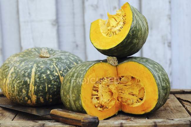 Fresh ripe pumpkins — Stock Photo
