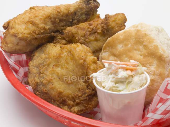 Fried chicken with coleslaw and scone — Stock Photo