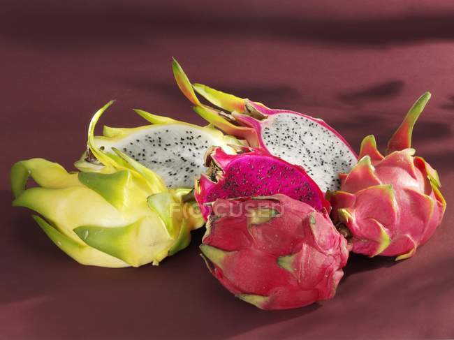 Pitahaya colorate fresche — Foto stock