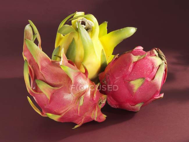 Pitahayas coloridas frescas — Fotografia de Stock