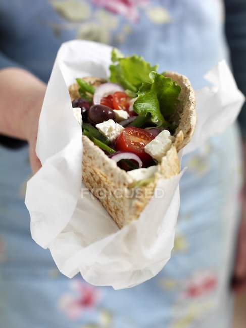 Pita filled with salad — Stock Photo