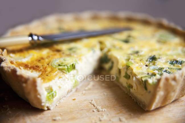 Cheddar cheese and leek — Stock Photo
