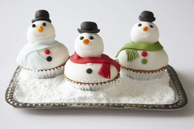Schneemann Cupcakes für Weihnachten — Stockfoto