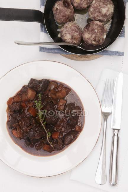 Plate of hare ragout — Stock Photo