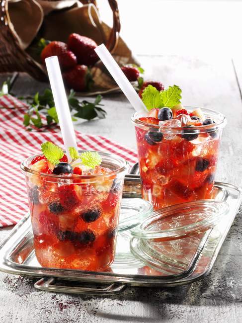 Summer strawberry punch — Stock Photo