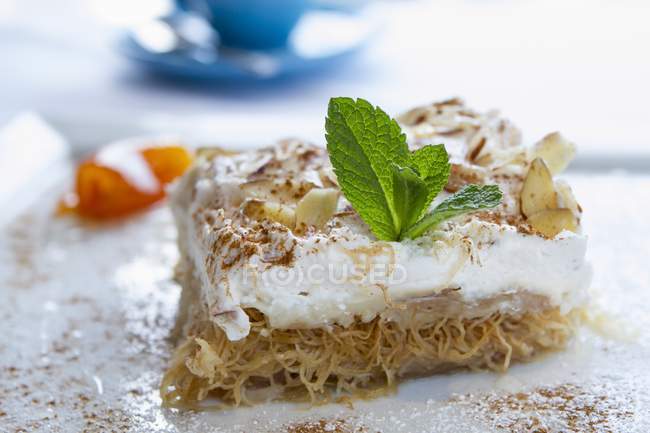 Desserts en couches Ekmek — Photo de stock