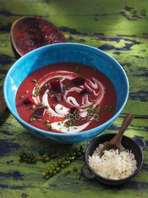 Beetroot soup with green pepper — Stock Photo