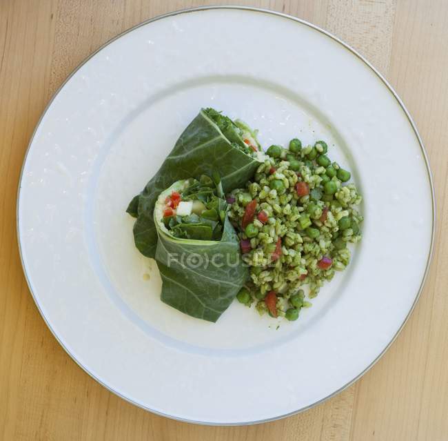 Cabbage with pea rice — Stock Photo