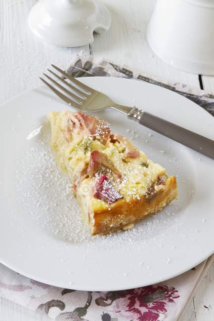 Slice of rhubarb cake — Stock Photo