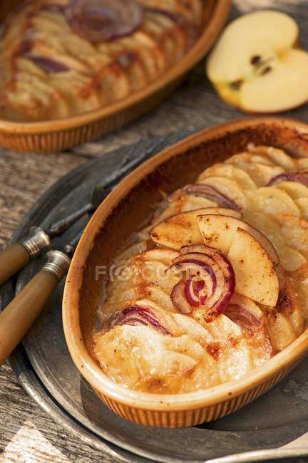 Potato gratin with apples — Stock Photo