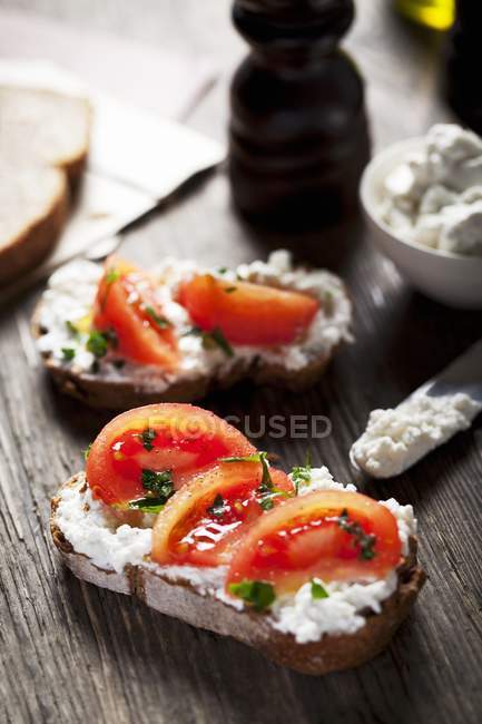 Grilled bread with ricotta — Stock Photo