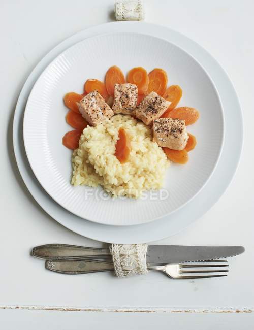 Risotto rice with salmon — Stock Photo