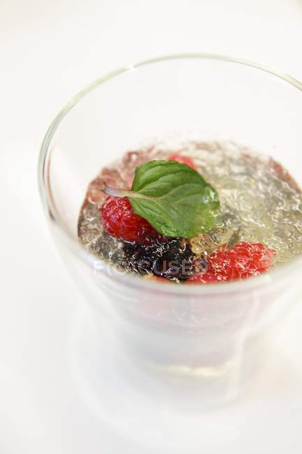 Champagne jelly with raspberries — Stock Photo