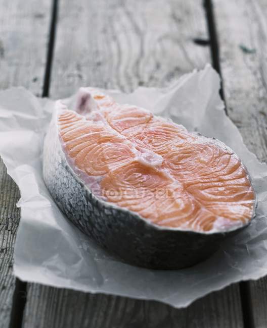 Свіжі стейк лосося — стокове фото