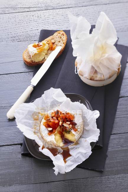 Baked Camembert with dried fruits — Stock Photo