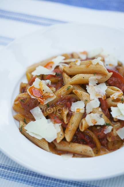 Penne pasta with pepper sugo — Stock Photo