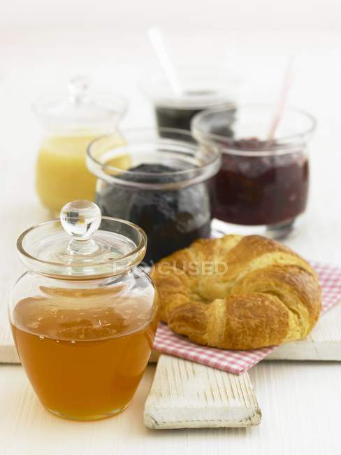 Fruit jams and jellies in jars — Stock Photo