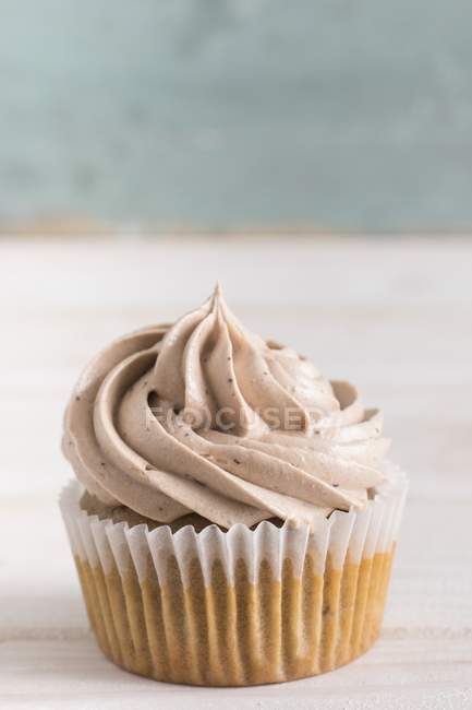 Cupcake topped with buttercream — Stock Photo