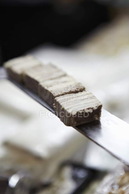 Tahini dessert on knife — Stock Photo