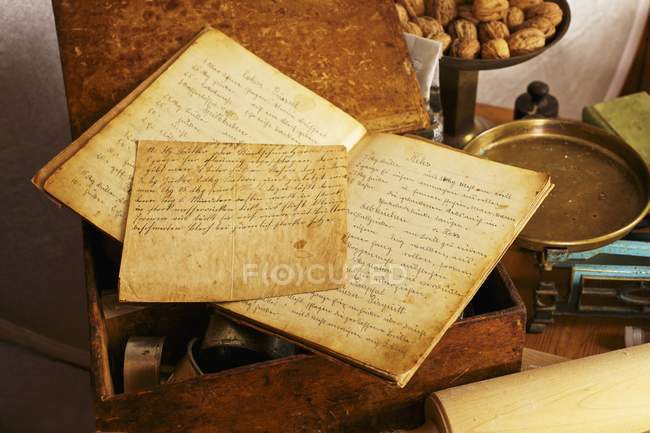 Libro de recetas escrito a mano - foto de stock