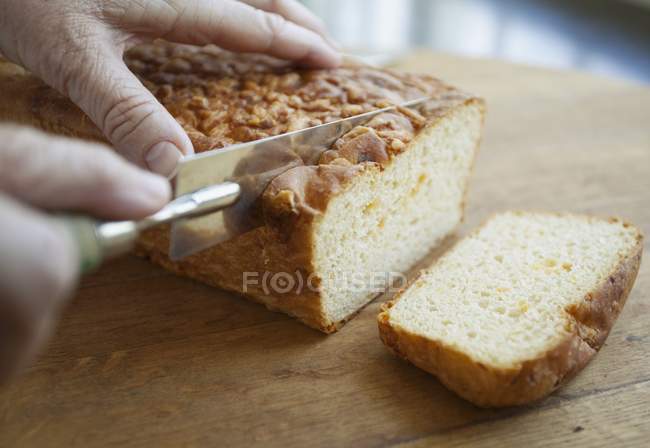 Pane di Cheddar piccante — Foto stock
