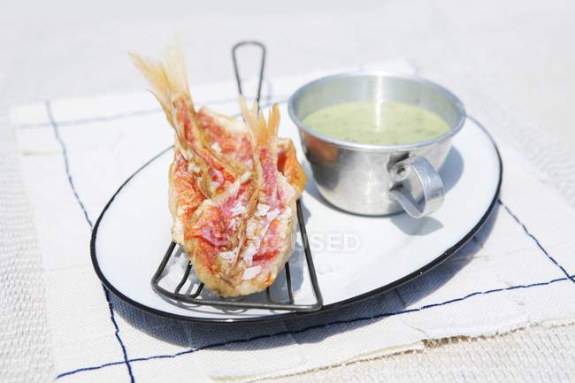 Red mullet with herb dip — Stock Photo