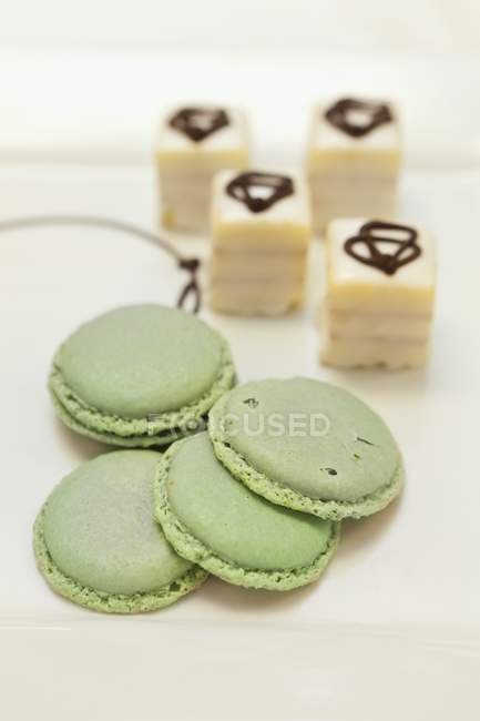 Macaroons and petit fours — Stock Photo
