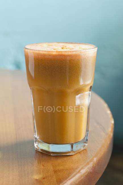 Carrot and spinach juice — Stock Photo