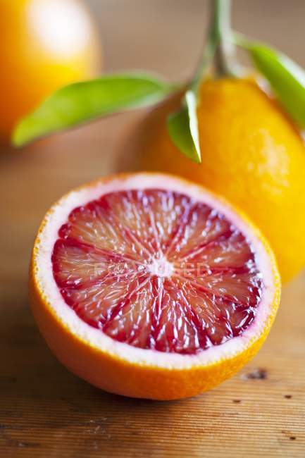 Соковиті крові апельсинів — стокове фото