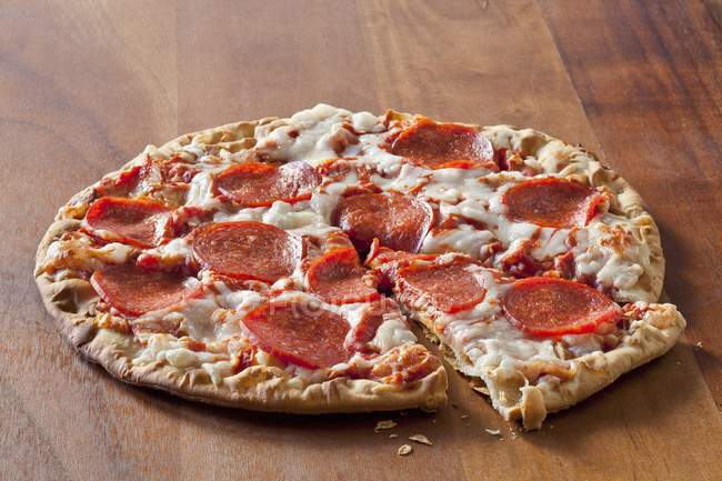 Pizza al forno al peperoncino — Foto stock