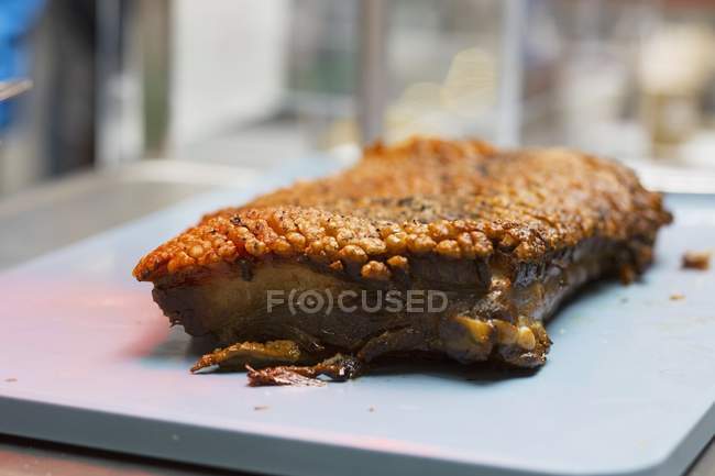 Crispy roasted pork — Stock Photo