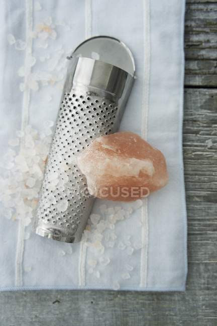 Гималайская соль с большим — стоковое фото