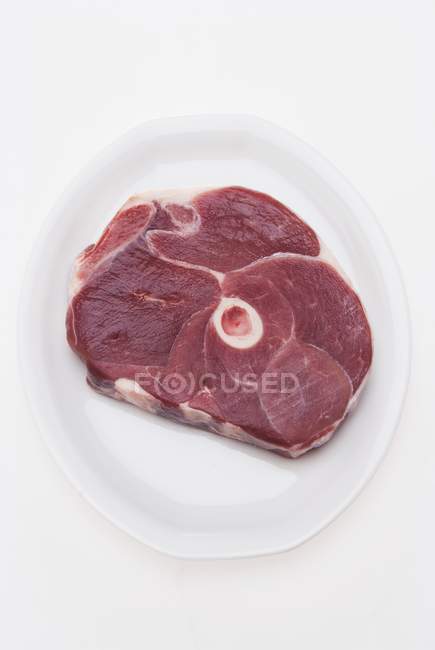 Steak d'agneau cru — Photo de stock