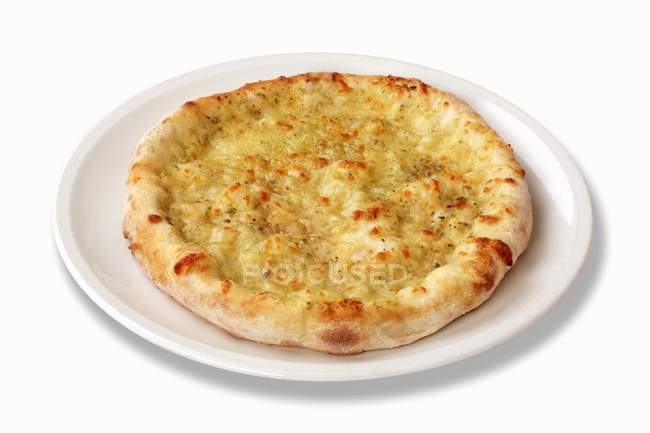 Baked cheese pizza — Stock Photo