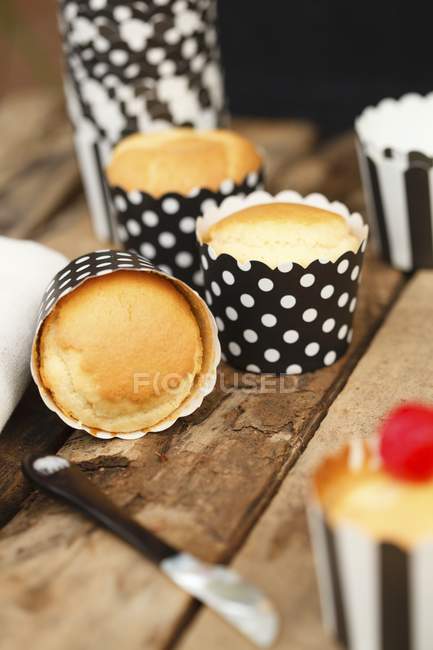 Kids cakes made with amaranth flour — Stock Photo