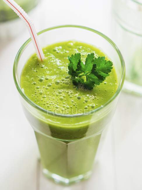 Green smoothie with parsley — Stock Photo