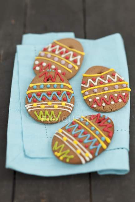 Decorated gingerbread eggs — Stock Photo