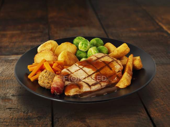 Turkey breast with potatoes — Stock Photo