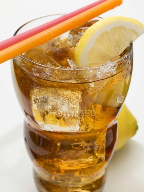 Rum drink with ice cubes — Stock Photo