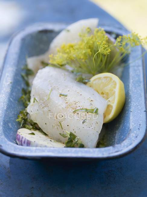 Fish fillets with dill — Stock Photo