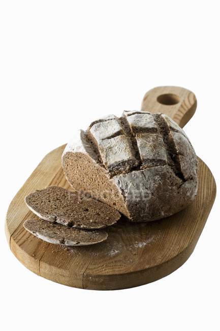 Pan de centeno oscuro - foto de stock