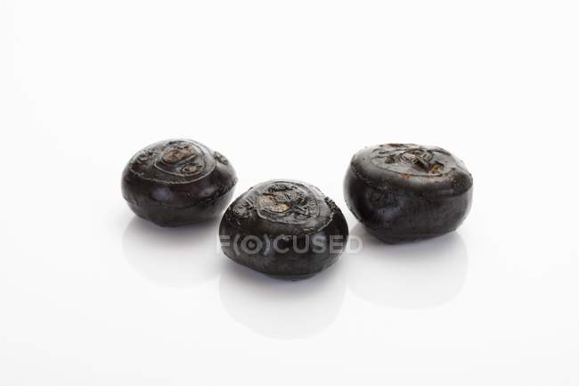 Whole water chestnuts — Stock Photo