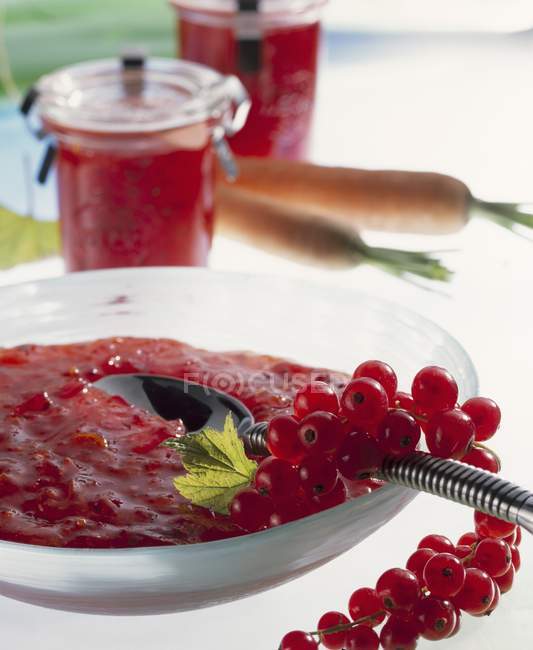 Redcurrant and carrot jam — Stock Photo