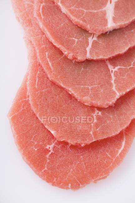 Filetes de cerdo crudos - foto de stock