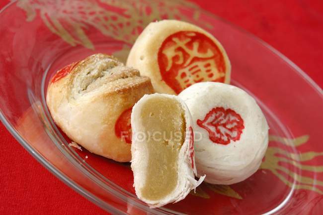 Chinese pastries with paste — Stock Photo
