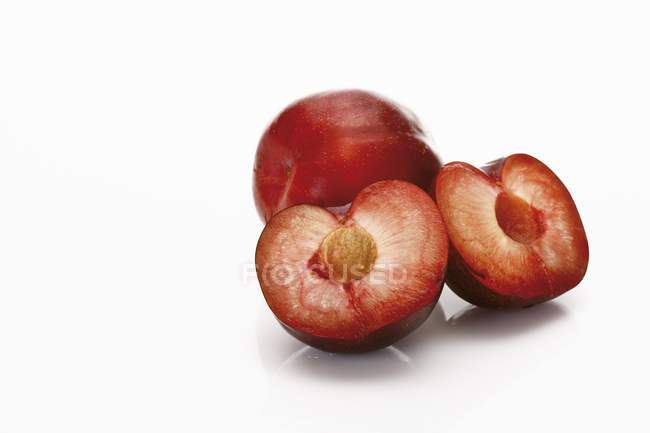 Ripe Red plums — Stock Photo